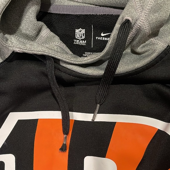 Bengals hoodie (read description) - Picture 6 of 9